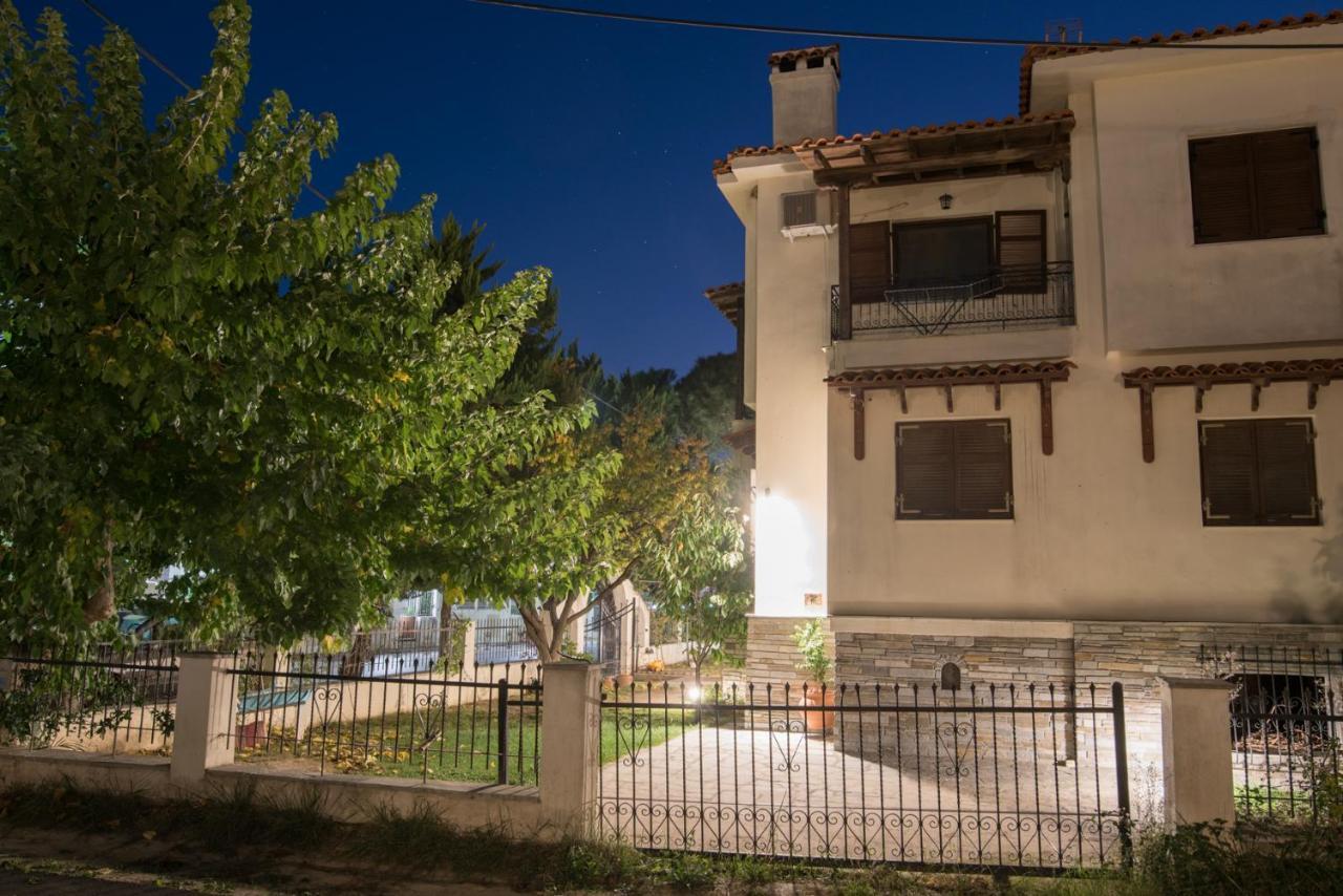 Seasidelongo Houses 1 Min From The Beach Of Nikiti Extérieur photo