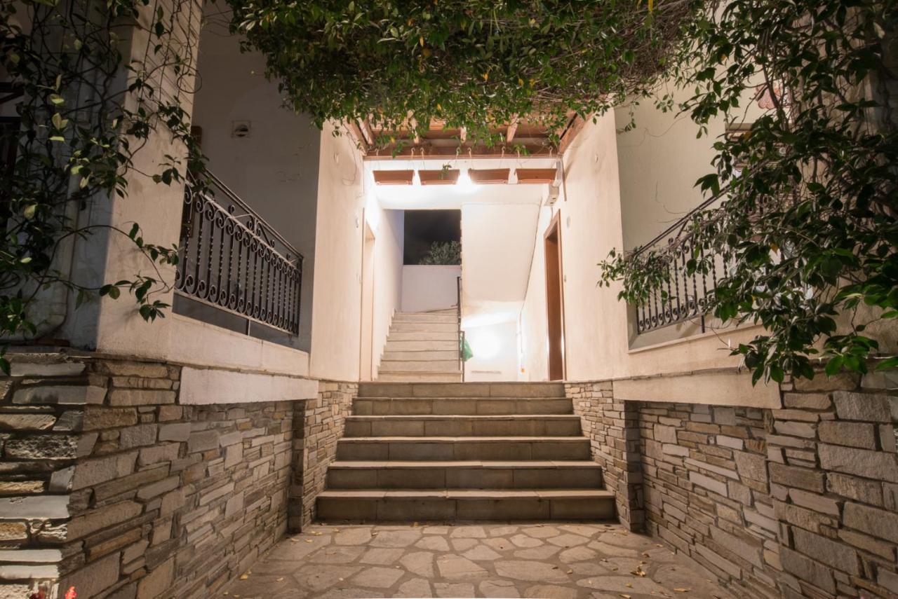 Seasidelongo Houses 1 Min From The Beach Of Nikiti Extérieur photo